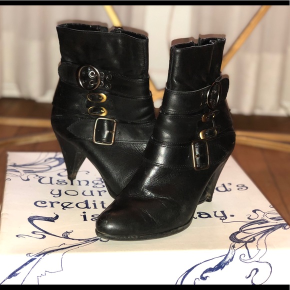Black Leather booties - Picture 1 of 2